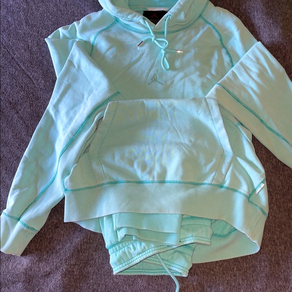 Jordan Other - Air Jordan Sweatsuit